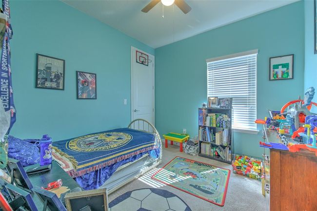 5705 Village Center Dr, House other with 4 bedrooms, 3 bathrooms and null parking in Lithia FL | Image 28