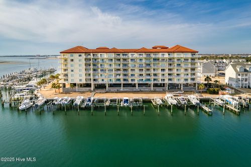 411-100 Olde Towne Yacht Club Dr, Beaufort, NC, 28516-8652 | Card Image