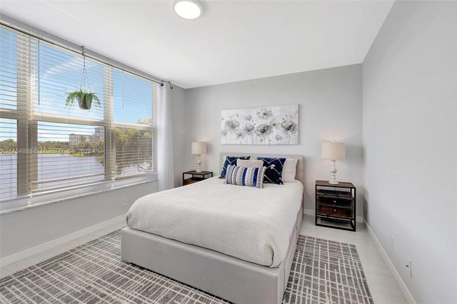 APT-305 - 3091 N Course Dr, Condo with 2 bedrooms, 2 bathrooms and null parking in Pompano Beach FL | Image 14