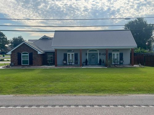 102 S Bayou Estates Dr, Des Allemands, LA, 70030-3341 | Card Image