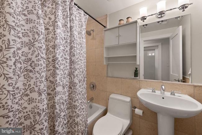 APT-1 - 1622 19 Th St Nw, Condo with 2 bedrooms, 2 bathrooms and null parking in WASHINGTON DC | Image 15