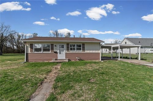 509 E 2nd Street, Cameron, MO, 64429 | Card Image