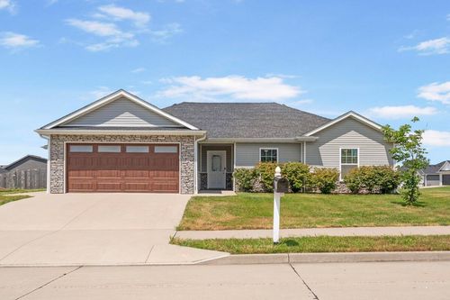 5732 Geyser Blvd, COLUMBIA, MO, 65202-5570 | Card Image