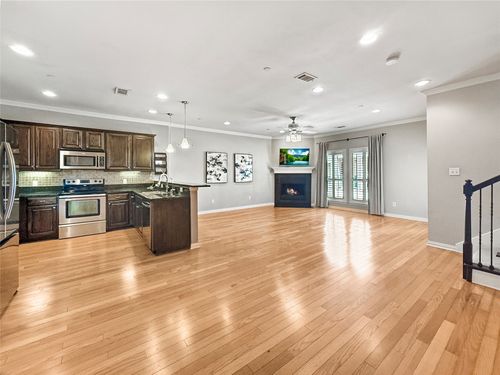4-2403 Stutz Dr, Dallas, TX, 75235-6513 | Card Image