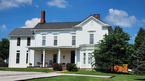 41 Short Rd, Paint Lick, KY, 40461-9562 | Card Image