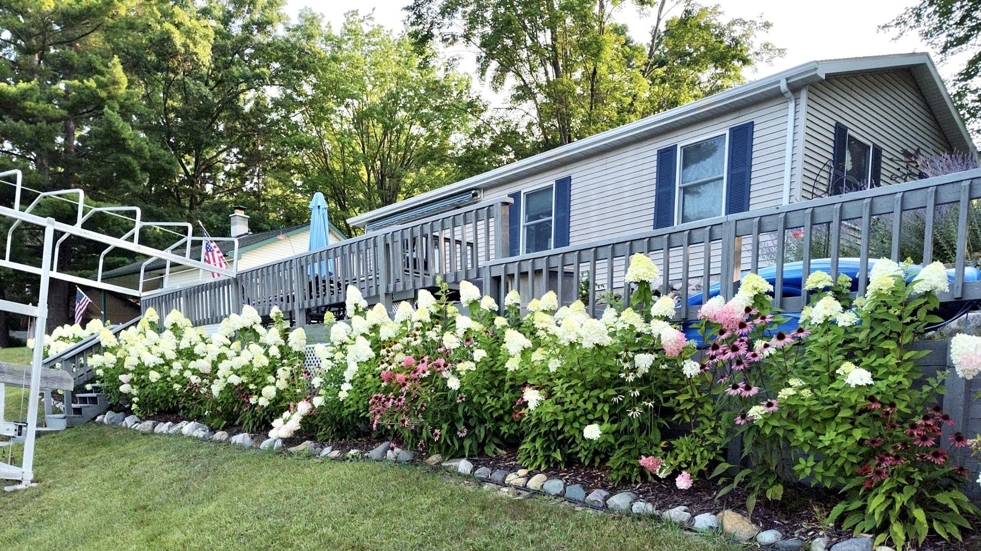 Shore Dr, Alger, MI 48610