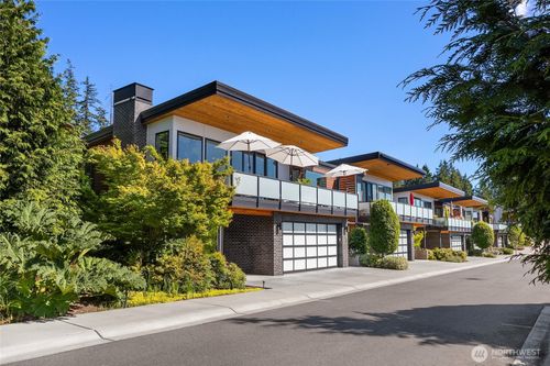 1b-4896 Ne Dotson Loop, Bainbridge Island, WA, 98110-9400 | Card Image