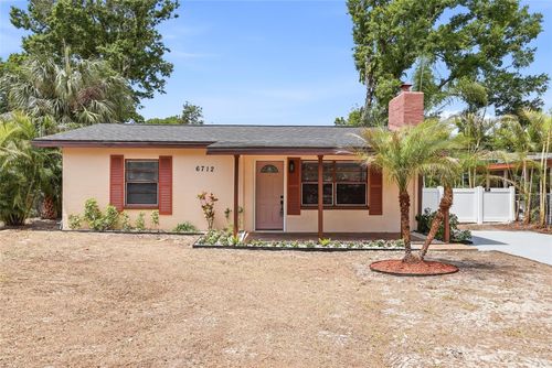 6712 River Rd, Tampa, FL, 33615-2847 | Card Image