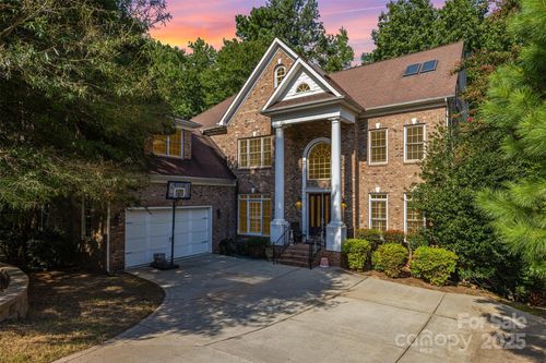 16614 Ruby Hill Pl, Charlotte, NC, 28278-8422 | Card Image