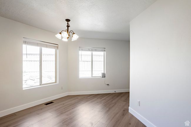 4043 E Oakland Hills Dr, Townhouse with 4 bedrooms, 4 bathrooms and 2 parking in Eagle Mountain UT | Image 14