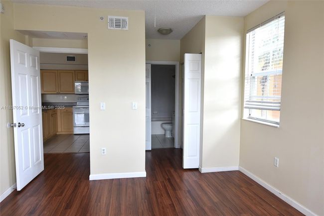APT-202 - 2151 W Preserve Way, Condo with 2 bedrooms, 2 bathrooms and null parking in Miramar FL | Image 15