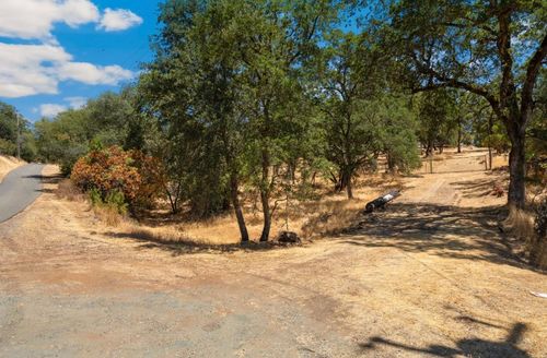 4541 Dust Cloud Dr, Shingle Springs, CA, 95682-9317 | Card Image