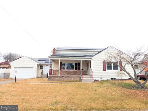 12 Godfrey Dr, Hamilton, NJ, 08610-1106 | Card Image