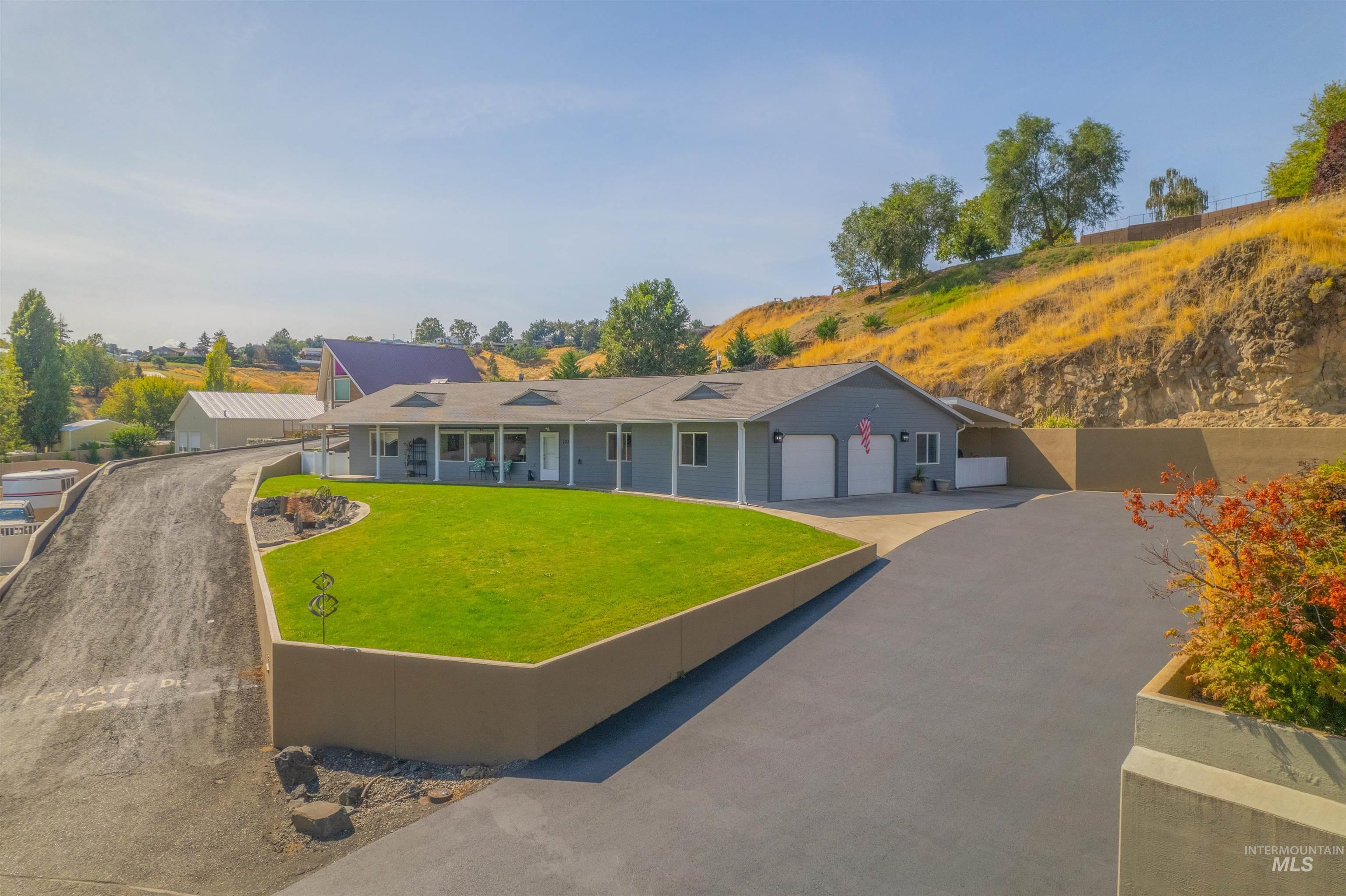 Setlow Ct, Clarkston, WA 99403