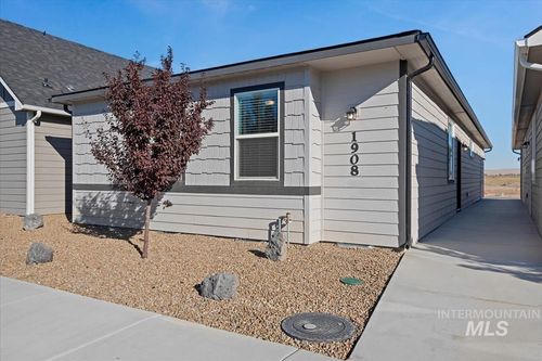 1919 Nw Enterprise St, Mountain Home, ID, 83647-1127 | Card Image