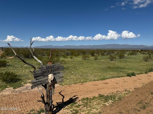 --00XX N 529th Ave, Aguila, AZ, 85320 | Card Image