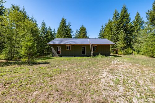 8289 Lekcin Ln, Concrete, WA, 98237-7503 | Card Image