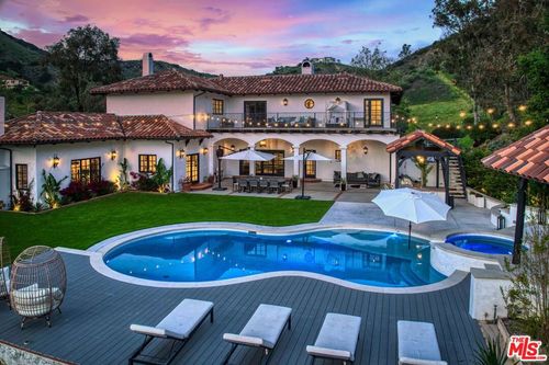 66 Coolwater Rd, Bell Canyon, CA, 91307-1005 | Card Image