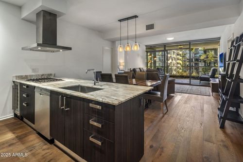 703-7120 E Kierland Blvd, Scottsdale, AZ, 85254-3085 | Card Image