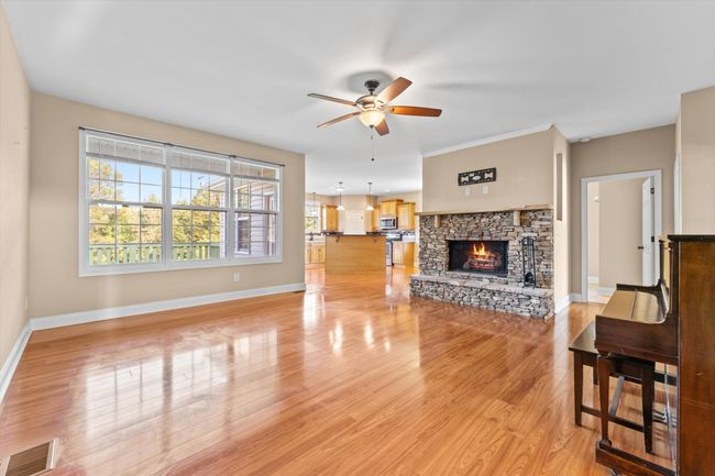 Foyer | Image 8