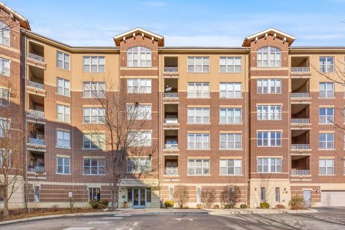 418-9360 Skokie Blvd, Skokie, IL, 60077-5604 | Card Image