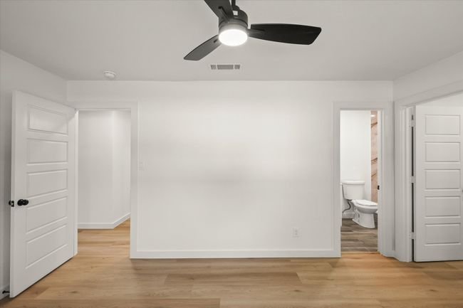 3932 Twin Falls St, House other with 4 bedrooms, 2 bathrooms and null parking in Irving TX | Image 18