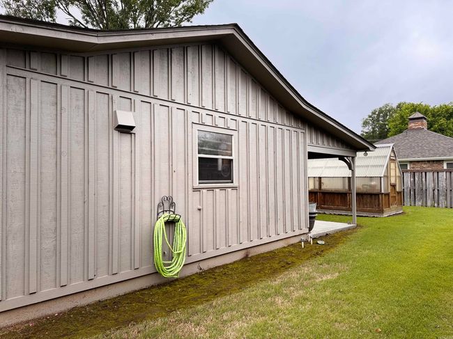 1002 S Lowe St, House other with 3 bedrooms, 4 bathrooms and null parking in Stuttgart AR | Image 46