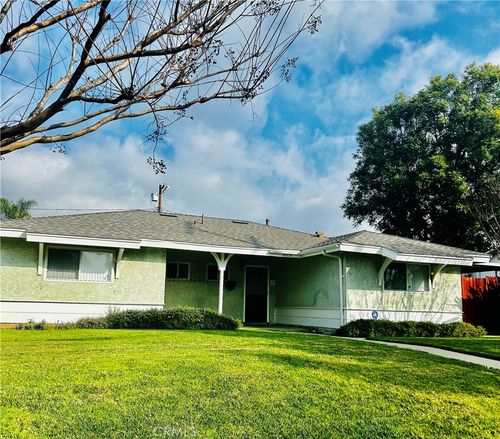 18735 Nordhoff St, Northridge, CA, 91324-3810 | Card Image