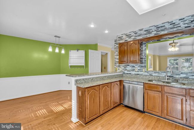 9354 Sombersby Ct, Townhouse with 3 bedrooms, 4 bathrooms and null parking in LAUREL MD | Image 22