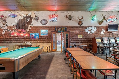 218 N Main St, Rockdale, TX, 76567-2946 | Card Image