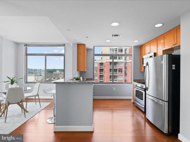 UNIT-851 - 3650 S Glebe Rd, Condo with 2 bedrooms, 2 bathrooms and null parking in ARLINGTON VA | Image 6