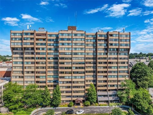 apt-307-750 Washington Rd, Mt. Lebanon, PA, 15228-2053 | Card Image