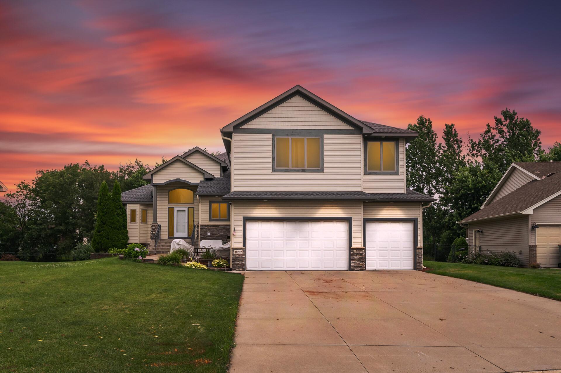 145th Ln, Andover, MN 55304