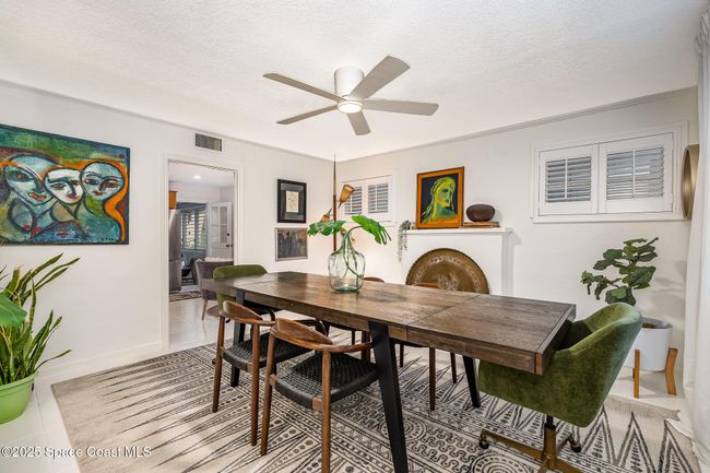 Living Room or Dining Area | Image 7
