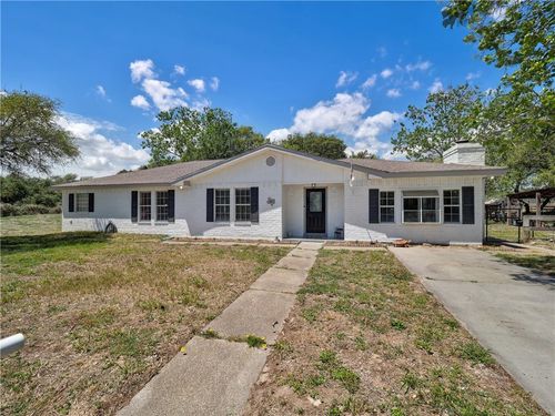 912 S 7th St, Aransas Pass, TX, 78336-3314 | Card Image