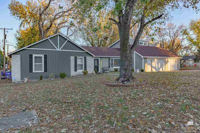 725 S Webster Street, House other with 4 bedrooms, 2 bathrooms and null parking in Junction City KS | Image 2