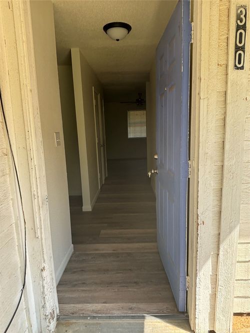 300 E Maple St, Keene, TX, 76059-2300 | Card Image