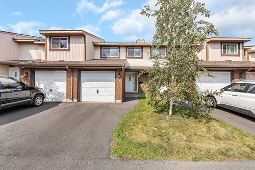 46 Stokes Cres, Kanata, ON, K2L2Z4 | Card Image