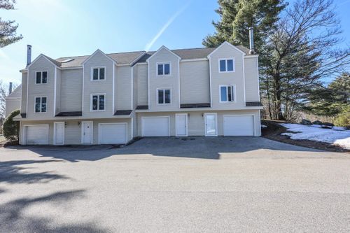 5 Gleneagle Dr, Nashua, NH, 03063-1516 | Card Image