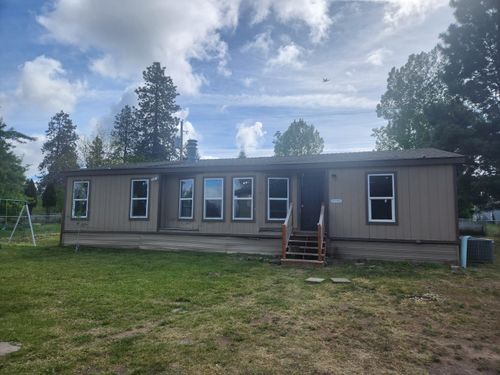 37725 Plehn Pines Dr, Chiloquin, OR, 97624-6716 | Card Image