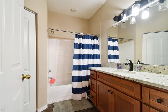 9740 - 9740 Lake Chase Island Way, Condo with 2 bedrooms, 2 bathrooms and null parking in TAMPA FL | Image 21