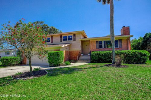 701 Bay St, Neptune Beach, FL, 32266-3717 | Card Image