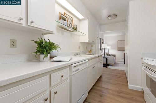 1741 Holland Cir, Walnut Creek, CA, 94597-2238 | Card Image