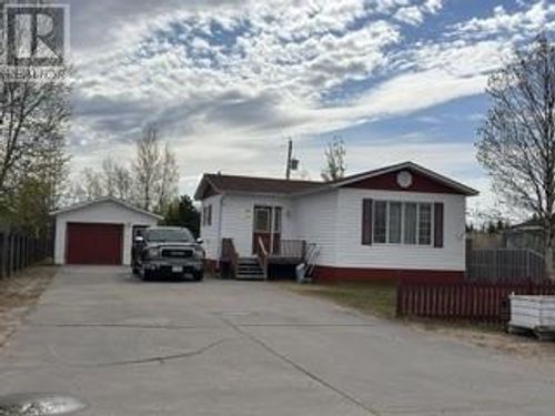 28 Winters Cres, Happy Valley Goose Bay, NL, A0P1C0 | Card Image
