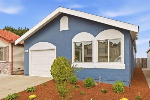 28 Camelot Ct, Daly City, CA, 94015-2850 | Card Image