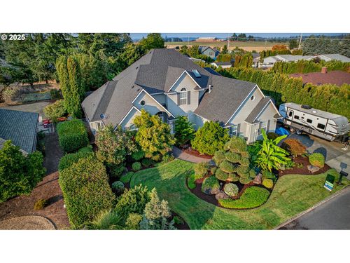 821 E 7th St, Molalla, OR, 97038-9167 | Card Image