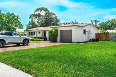 4998 Nw 3rd Ter, House other with 3 bedrooms, 2 bathrooms and null parking in Boca Raton FL | Image 3