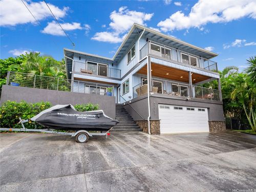 47-302 Iuiu St, Kaneohe, HI, 96744-4711 | Card Image