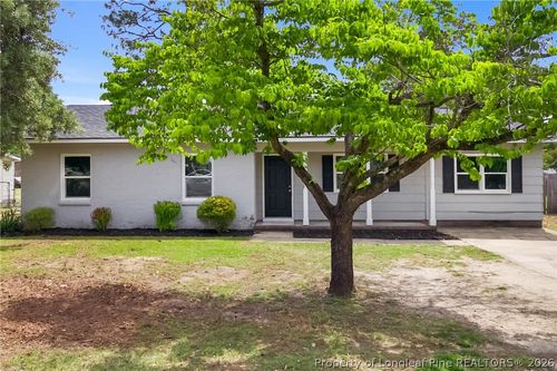3679 Marcliff Rd, Hope Mills, NC, 28348-2255 | Card Image