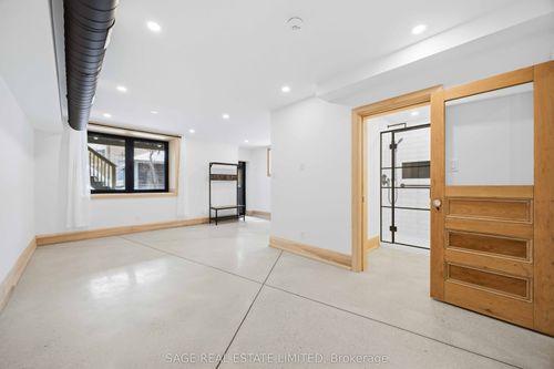 lower-67 Shannon St, Toronto, ON, M6J2E6 | Card Image